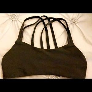 Jolyn sport bikini top